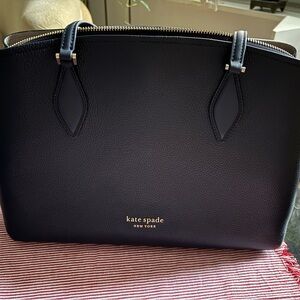 Elegant Navy Blue Handbag with laptop compartment. Almost new (only used  twice)